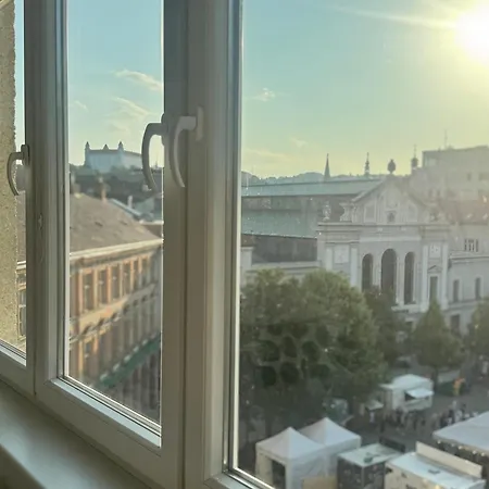 Old Town 3br With Castle Views Apartman *