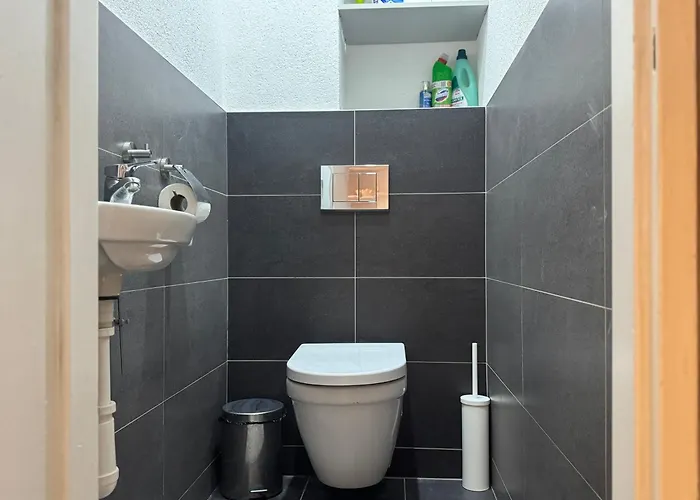 Old Town 3br With Castle Views * Pozsony