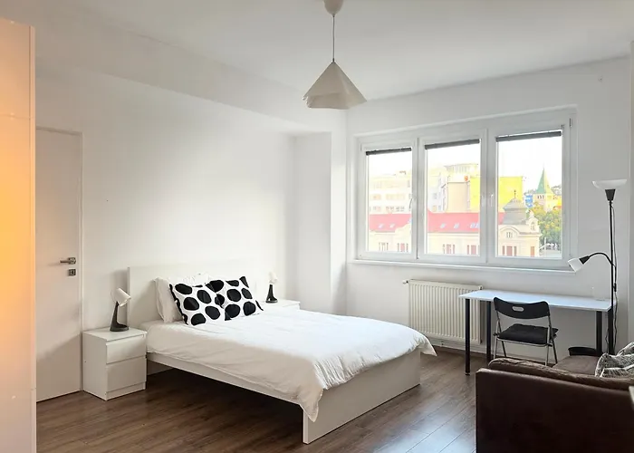 Apartman Old Town 3br With Castle Views